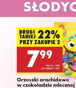 Biedronka Orzeszki arachidowe w czekoladzie mlecznej i cukrowej otoczce Monti oferta
