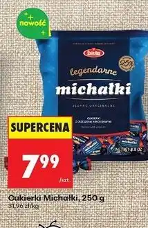 Biedronka Cukierki czekoladowe z orzechami arachidowymi Śnieżka Michałki oferta