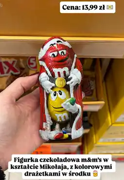 Biedronka Figurka czekoladowa w kształcie Mikołaja z kolorowymi drażetkami m&m's oferta