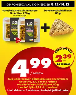 Biedronka Sałatka kuskus z hummusem Go Active, 220 g + Bułka wysokobiałkowa, 80 g oferta