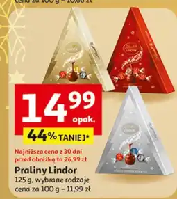 Auchan Bombonierka z czekoladkami czekolady mlecznej, białej i gorzkiej nadzieniem choinka Lindt Lindor oferta