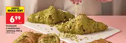 Biedronka Croissant z nadzieniem i polewą oferta