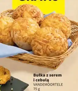 Intermarche Bułka z serem i cebulą oferta