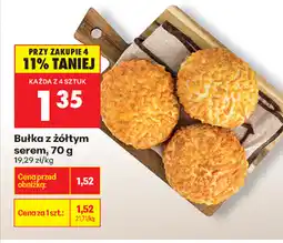 Biedronka Bułka z żółtym serem oferta