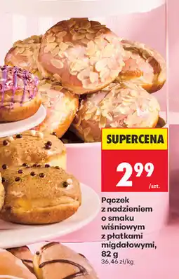 Biedronka Pączek z nadzieniem o smaku wiśniowym z płatkami migdałowymi oferta