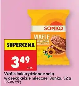 Biedronka Wafle kukurydziane z solą w czekoladzie mlecznej Sonko, 32 g oferta