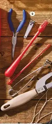 Biedronka Akcesoria wędkarskie zestaw 7 narzędzi wielofunkcyjnych oferta