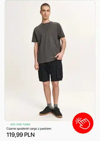 Czarne spodenki cargo z paskiem