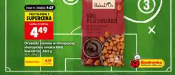 Biedronka Orzeszki ziemne w chrupiącej skorupce o smaku BBQ BakaD'Or oferta