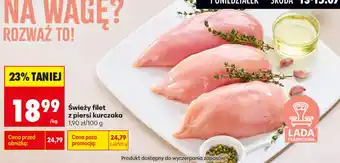 Świeży filet z piersi kurczaka