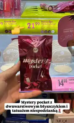 Biedronka Dwuwarstwowy błyszczyk do ust z tatuażem Bell Iconic Lips Mystery Pocket oferta
