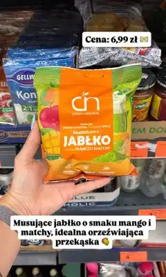 Biedronka Musujące jabłko o smaku mango i matchy Crispy Natural oferta
