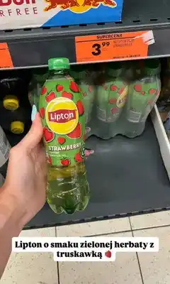 Biedronka Napój herbaciany Lipton Green Ice Tea Strawberry oferta