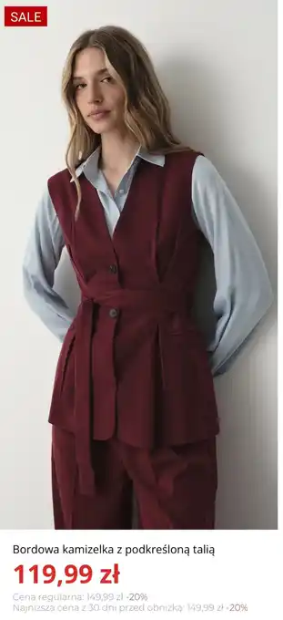 Bordowa kamizelka z podkreślona talią