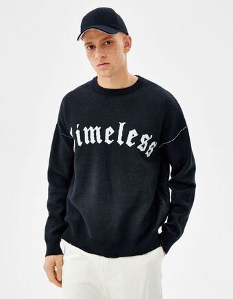 Bershka Sweter z okrągłym dekoltem z efektem gotyckiego postrzępienia oferta