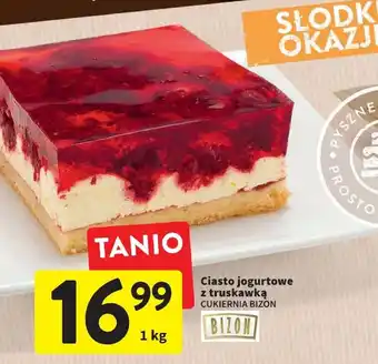 Intermarche Ciasto jogurtowe z truskawką 1kg oferta