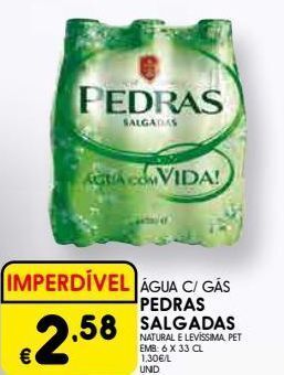 Água pedras