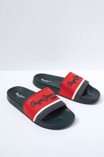 Chinelos com logo