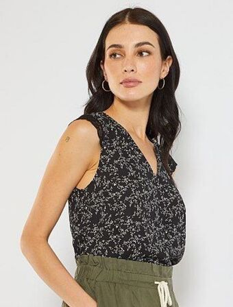 Kiabi Blusa com detalhe em renda promoção