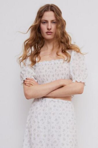 H&M Top curto com smock promoção