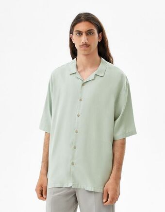 Bershka Camisa manga curta relaxed fit promoção