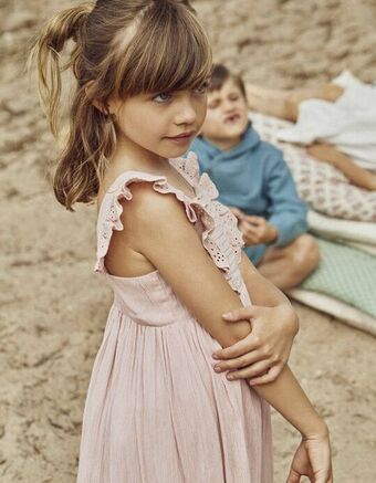 Vestido de alças com bordado inglês para menina, rosa