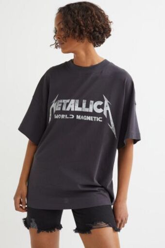 T-shirt comprida com estampado