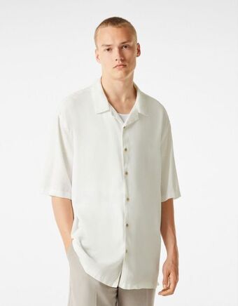 Bershka Camisa manga curta relaxed fit promoção