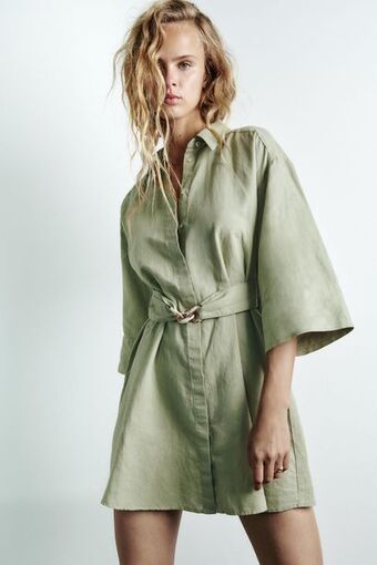 ZARA Vestido camiseiro com linho promoção