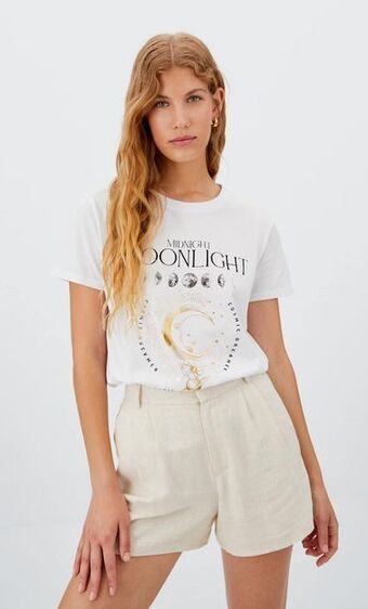 Stradivarius T-shirt com estampado de foil promoção