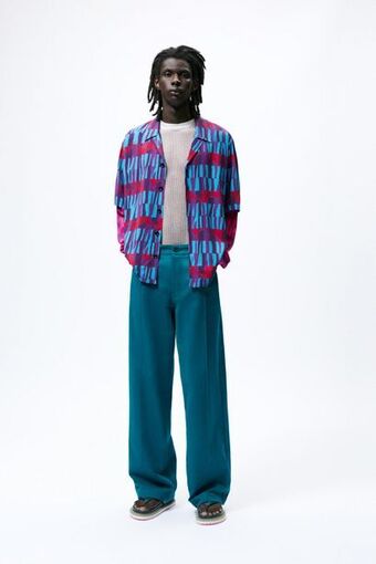 ZARA Camisa com estampado abstrato limited edition promoção