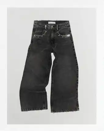 ZARA Jeans de perna larga com tachas promoção