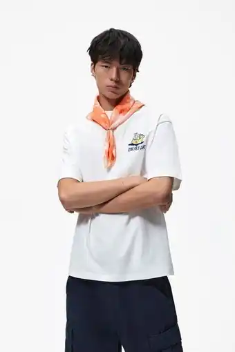 ZARA T-shirt com bordados promoção