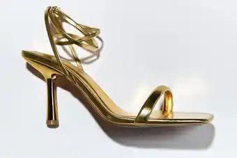 ZARA Sandália tacão alto com atado promoção