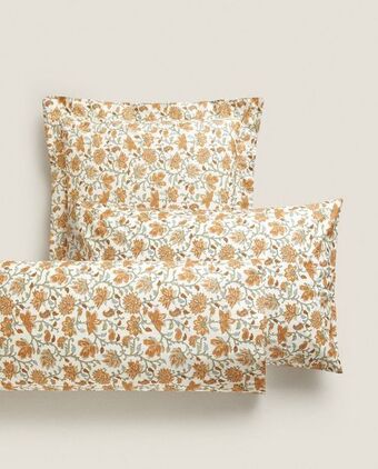 ZARA HOME Fronha de almofada com estampado de flores e ramos promoção