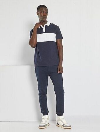 Kiabi Polo em piqué de algodão com faixas contrastantes promoção