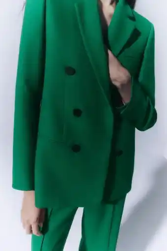 ZARA Blazer cruzado com botões promoção
