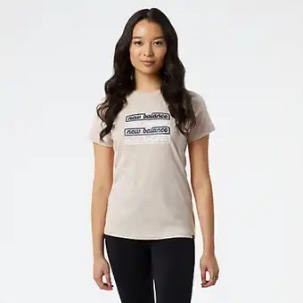 New Balance Nb sport script graphic tee promoção