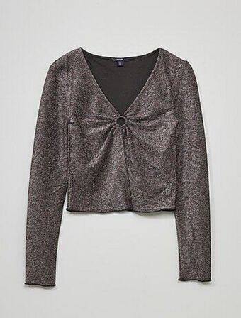 Kiabi T-shirt top crop com anel promoção