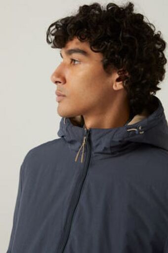 Blazer acolchoado capuz