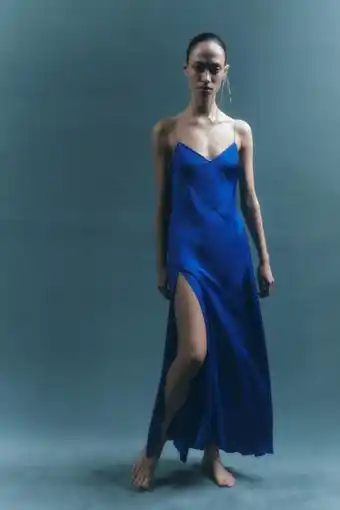 ZARA Vestido acetinado com joia promoção
