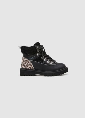 Botas de montanha leia