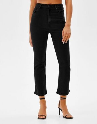 Bershka Jeans cropped flare promoção