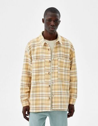 Bershka Camisa larga bolsos quadrados promoção
