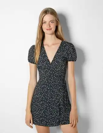 Bershka Vestido curto padrão floral promoção