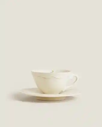 ZARA HOME Chávena de chá com prato com flor promoção
