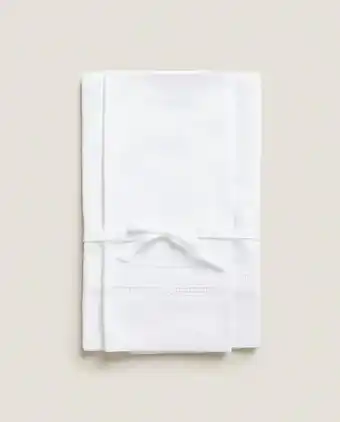 ZARA HOME Toalha bordado e costura decorativa (pack de 2) promoção