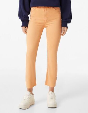 Bershka Calças kick flare sarja promoção