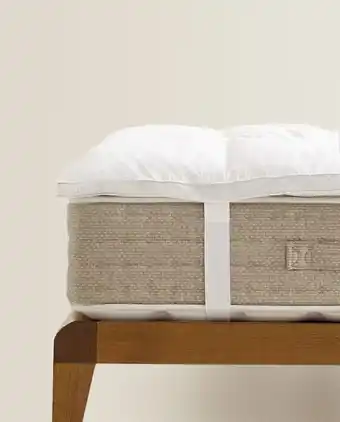 ZARA HOME Topper de penugem para colchão promoção
