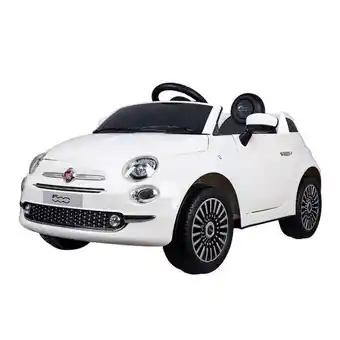 Carro elétrico branco fiat 500